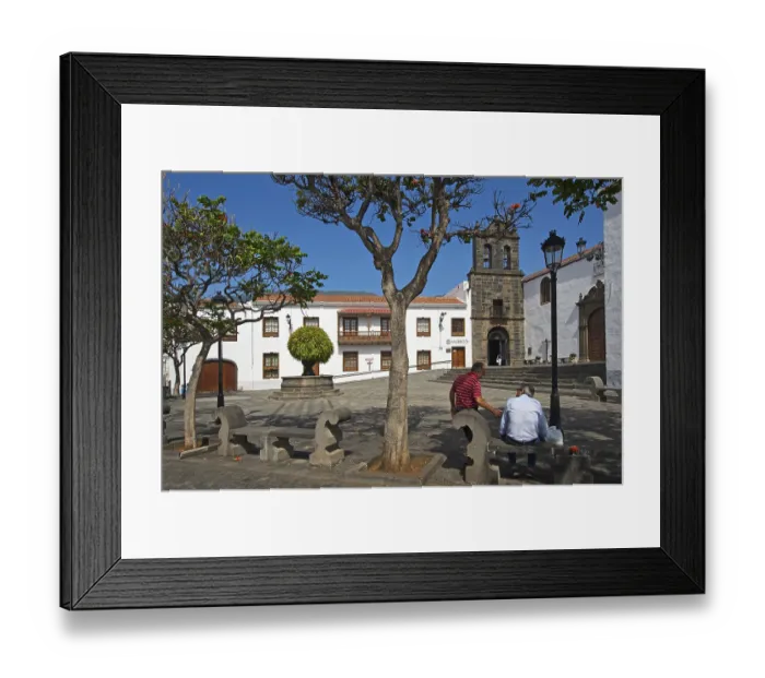Framed Print : Iglesia de Salvador at the Plaza de Espagna in Santa Cruz de La Palma