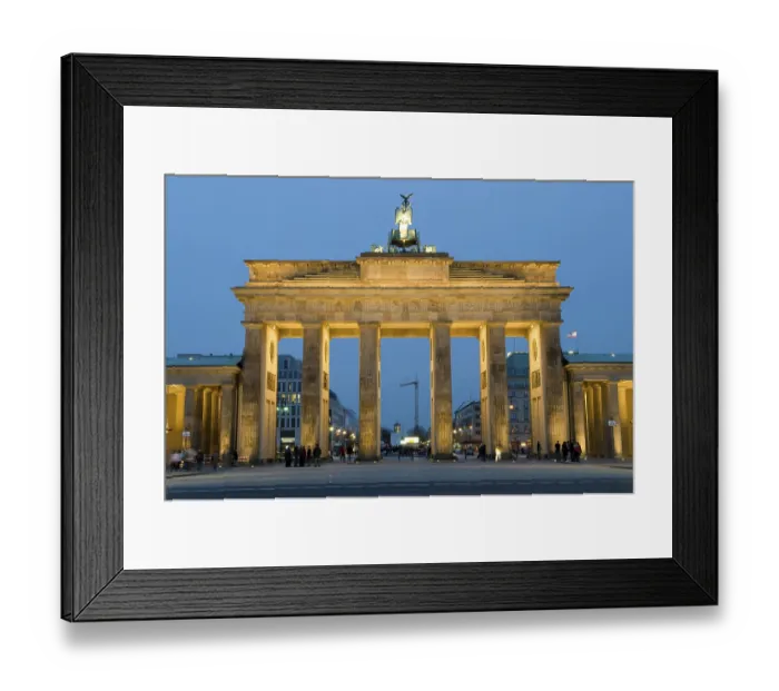 Framed Print : Brandenburg Gate in the evening, Berlin, Germany Framed Print : Brandenburg Gate in the evening, Berlin, Germany