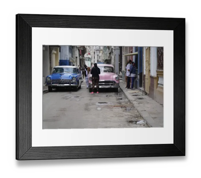 Framed Print : Several vintage cars from the 1950s in the centre of Havana