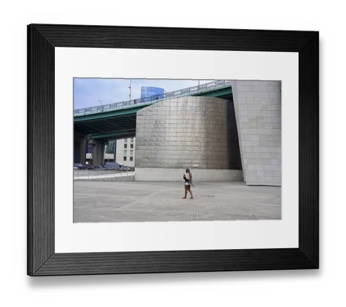 Framed Print : Guggenheim Museum Bilbao on the banks of the river Nervion
