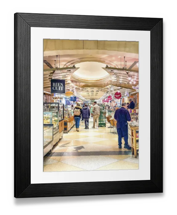 Framed Print : Walk through the Grand Cendtral Market