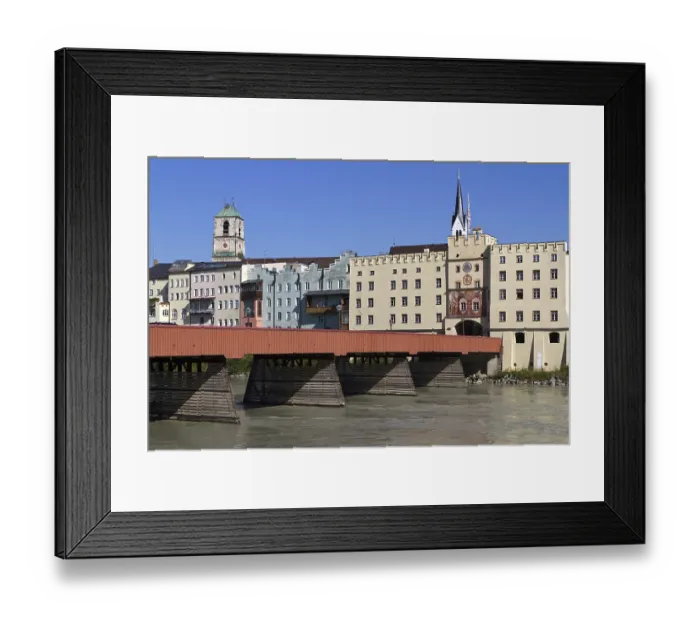 Framed Print : Moated castle am Inn in Bavaria Framed Print : Moated castle am Inn in Bavaria