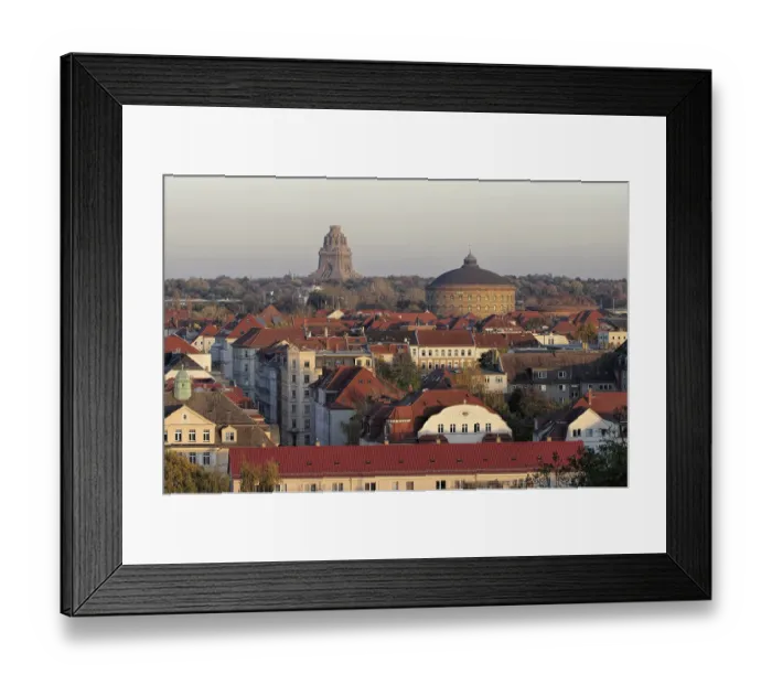 Framed Print : Leipzig Volkerschlachtdenkmal und Gasometer