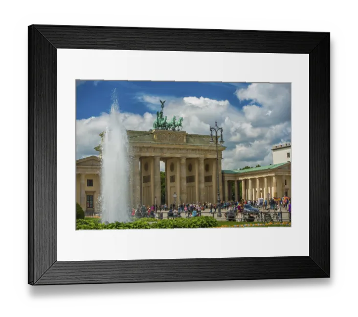Framed Print : Brandenburg Gate and fountain in Berlin