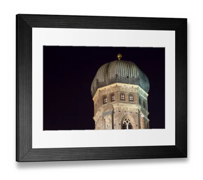 Framed Print : Onion-shaped dome of the Church of Our Lady in Munich at night
