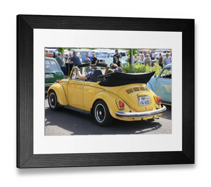 Framed Print : Volkswagen VW 1302 Beetle Cabriolet