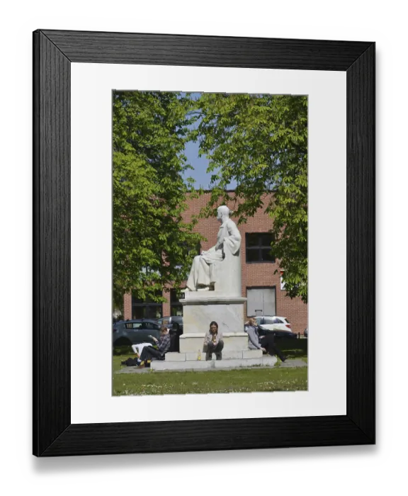 Framed Print : Monument, Robert Koch, LuisenstraBe