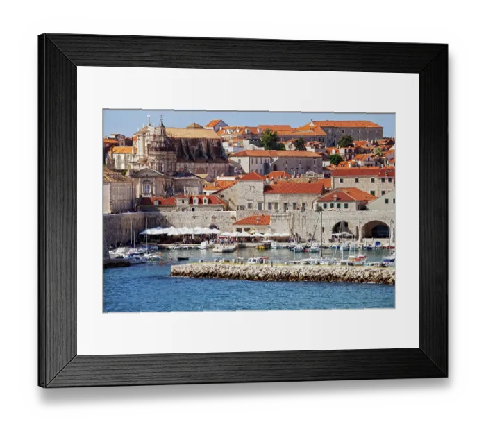 Framed Print : Dubrovnik Old City medieval architecture in Croatia
