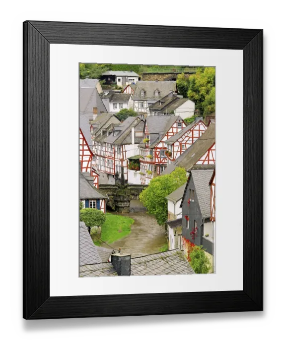 Framed Print : Monreal 15