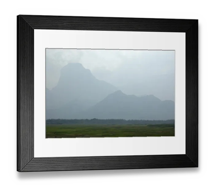 Framed Print : Mountain landscape in Tamil Nadu, South India Framed Print : Mountain landscape in Tamil Nadu, South India