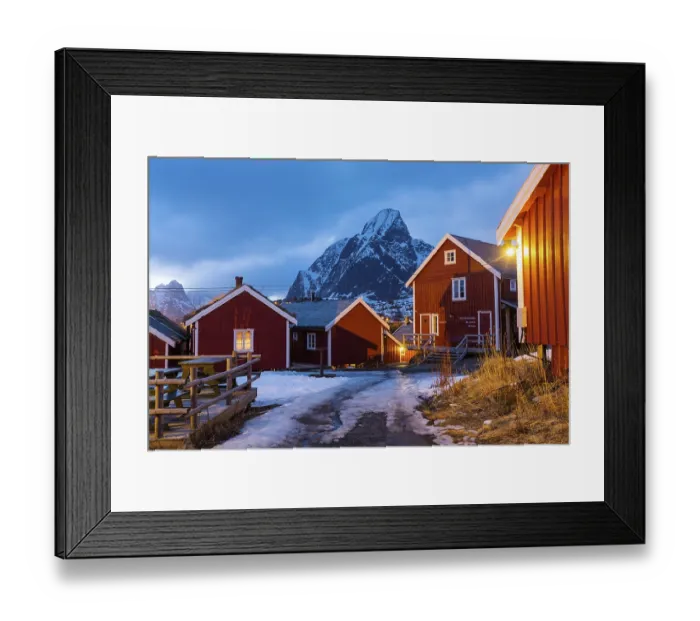 Framed Print : Rorbuer fishing houses, Reine village