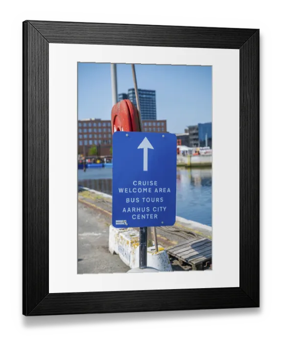 Framed Print : Blue cruise welcome area, Bus tours