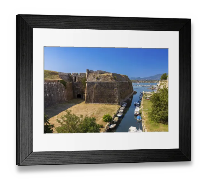 Framed Print : Walls of the old fortress in Kerkyra, Corfu