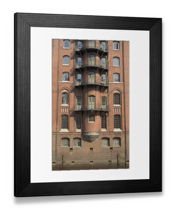 Framed Print : Front of an old warehouse at the Hamburger Speicherstadt Germany