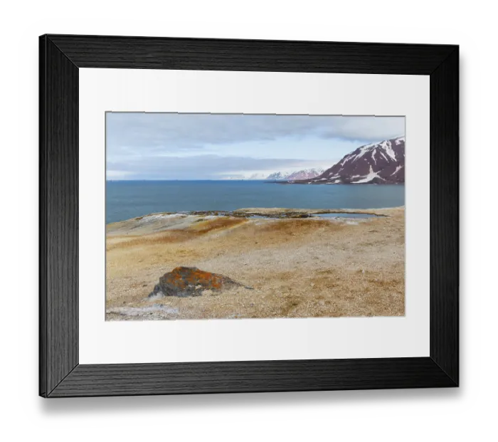 Framed Print : Hot spring, discoloured rock, sinter