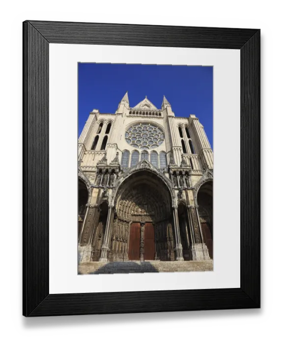 Framed Print : Chartres, Notre-Dame de Chartres Cathedral Framed Print : Chartres, Notre-Dame de Chartres Cathedral