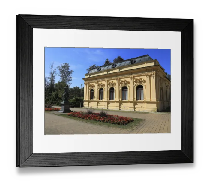 Framed Print : Spa clinic, Frantiskovy Lazne, Franzensbad Framed Print : Spa clinic, Frantiskovy Lazne, Franzensbad
