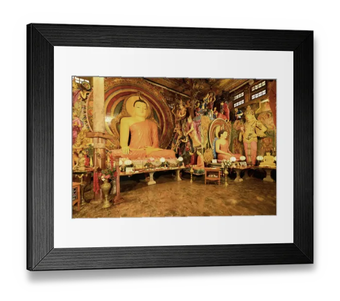 Framed Print : Gangaramaya Buddhist Temple, Interior Framed Print : Gangaramaya Buddhist Temple, Interior