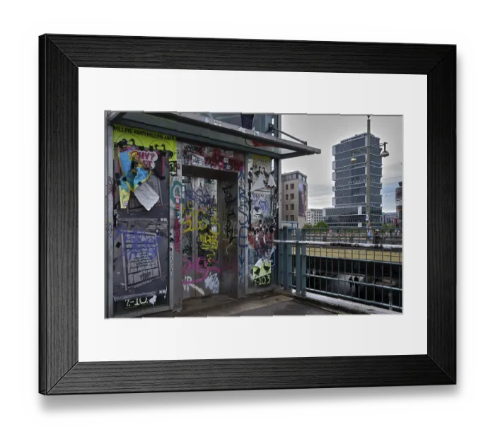 Framed Print : Germany, Berlin, 15.07.2025, Warschauer StraBe