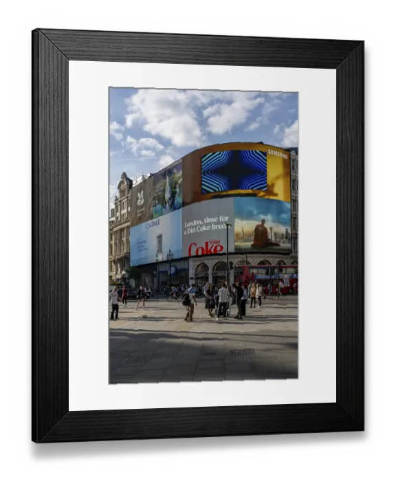 Framed Print : London, United Kingdom - 14 May 2025 Framed Print : London, United Kingdom - 14 May 2025