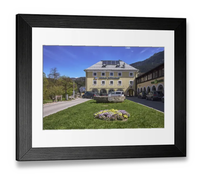 Framed Print : Volksbank Raiffeisenbank Oberbayern Sudost eG