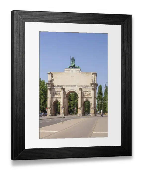 Framed Print : Siegestor in LeopoldstraBe in Schwabing
