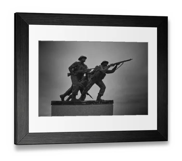 Framed Print : Three fighting soldiers, sculpture Framed Print : Three fighting soldiers, sculpture