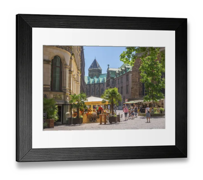 Framed Print : View along Unser Lieben Frauen churchyard Framed Print : View along Unser Lieben Frauen churchyard