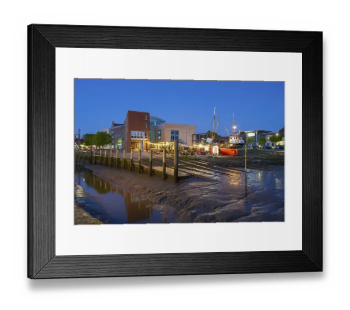 Framed Print : Town hall, harbour, low tide, illuminated