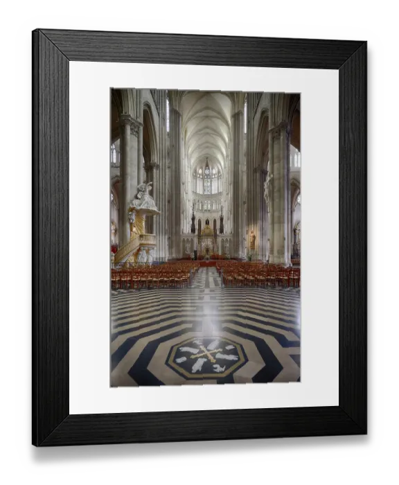 Framed Print : Interior view, floor labyrinth