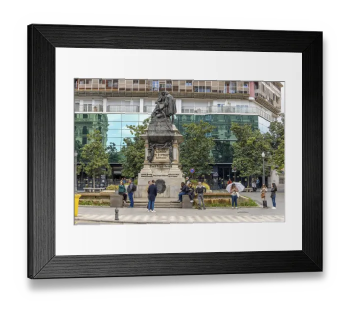 Framed Print : Sculpture Monumento a Isabel la Catolica y Cristobal Colon Framed Print : Sculpture Monumento a Isabel la Catolica y Cristobal Colon