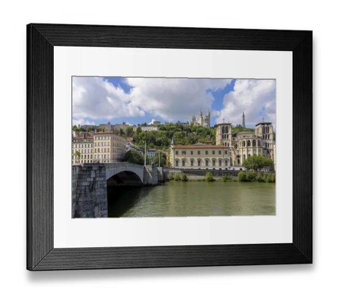 Framed Print : The bridge Pont Bonaparte over the river Saone