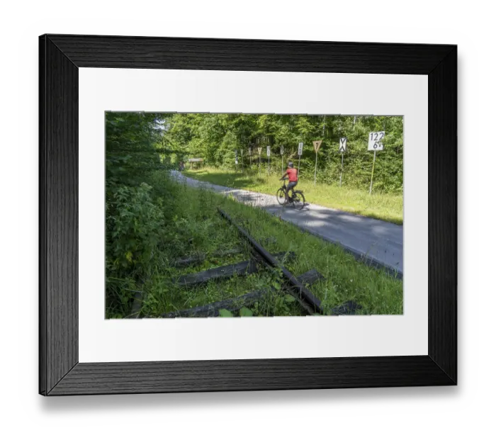 Framed Print : Sauerlandring cycle path, an 84 km long circular cycle path between the towns of Finnentrop