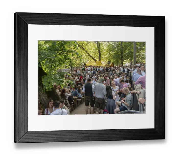 Framed Print : Party mile at the Erlangen Bergkirchweih