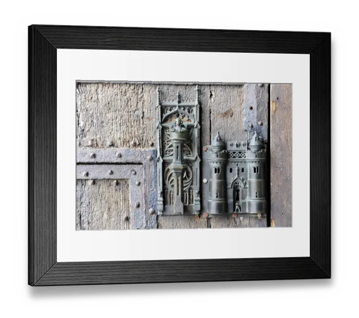 Framed Print : Door handle, town hall on the Grand Place Framed Print : Door handle, town hall on the Grand Place