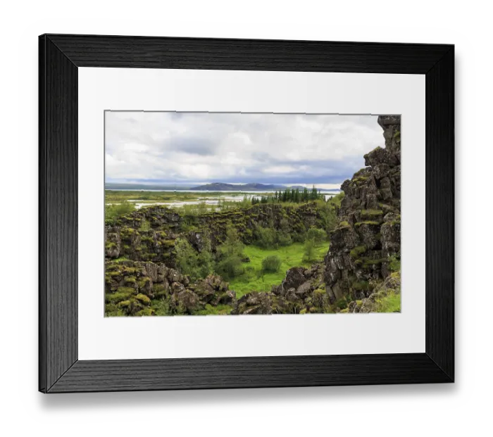 Framed Print : Thingvellir National Park, green volcanic landscape with Lake Pingvallavatn