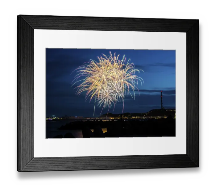 Framed Print : Atmospheric, splendid, intense fireworks with many illuminated sheaves for the Heligoland island festival