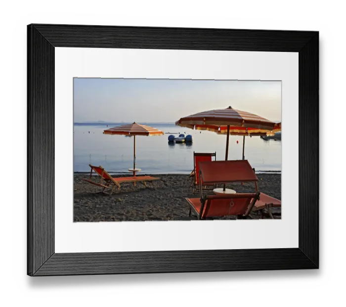 Framed Print : Beach, deckchairs, sunshades at the lido Framed Print : Beach, deckchairs, sunshades at the lido