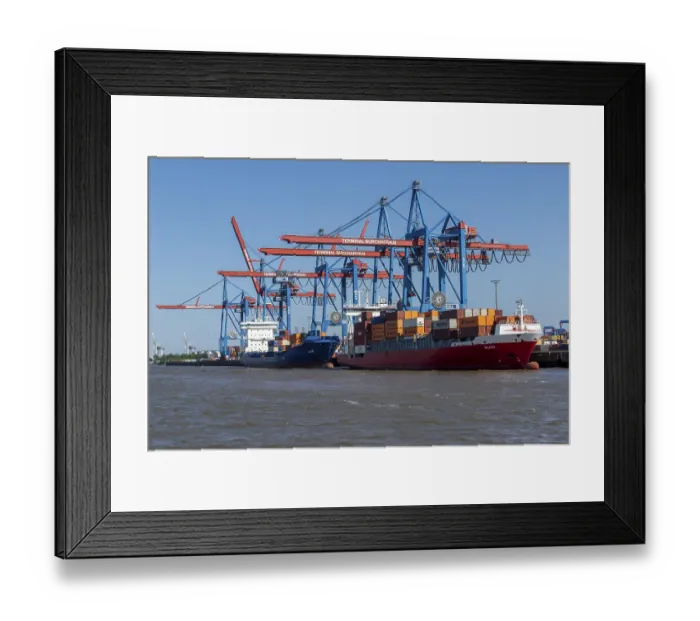 Framed Print : Harbour cranes and container freighters Elbwater