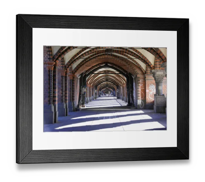 Framed Print : The Oberbaum Bridge over the Spree in Berlin-Friedrichshain Framed Print : The Oberbaum Bridge over the Spree in Berlin-Friedrichshain