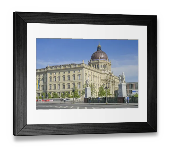 Framed Print : Unter den Linden Palace Bridge Framed Print : Unter den Linden Palace Bridge