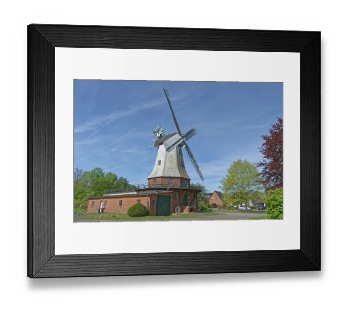 Framed Print : The Artlenburg windmill, a Dutch windmill dating back to 1833