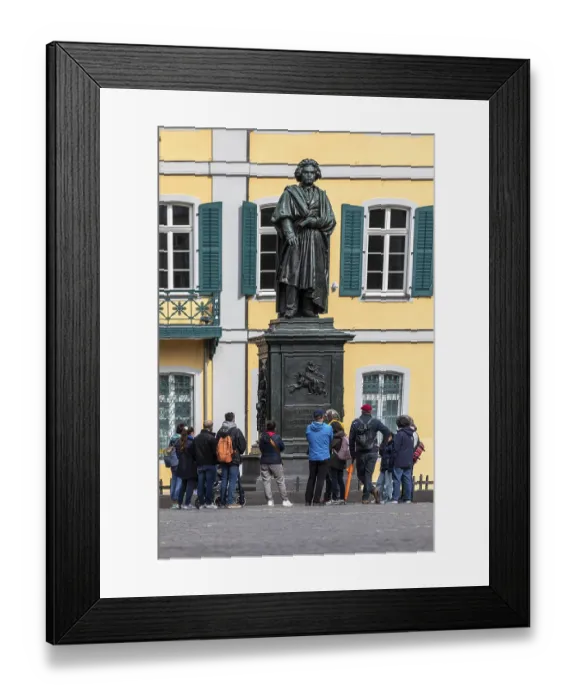 Framed Print : Beethoven monument on Munsterplatz in front of the old post office - Bonn