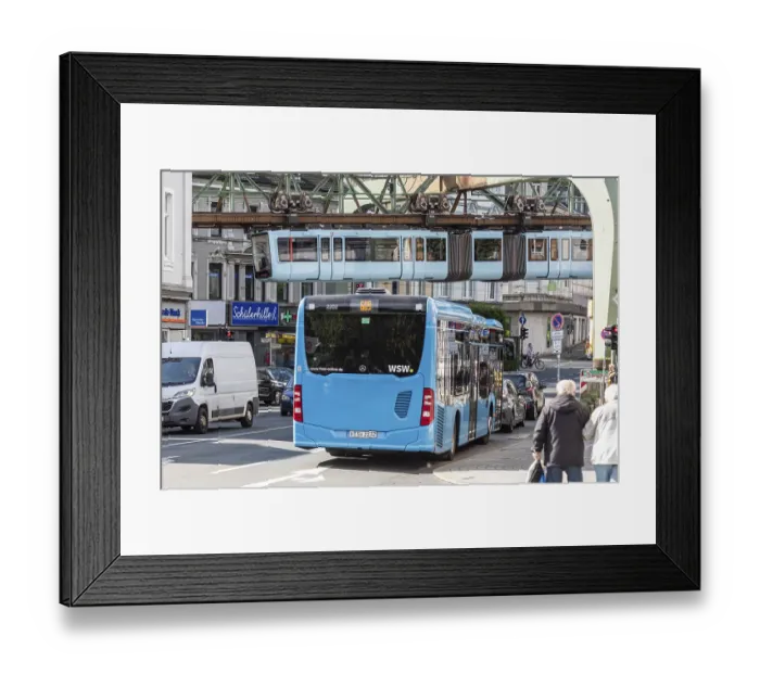 Framed Print : Wuppertal suspension railway in Vohwinkel - Wuppertal