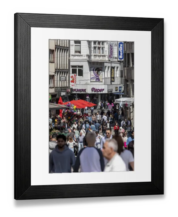 Framed Print : Pedestrian zone Alte Freiheit in Elberfeld - Wuppertal Framed Print : Pedestrian zone Alte Freiheit in Elberfeld - Wuppertal