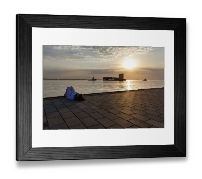 Framed Print : Tourist enjoying the view, sunset on the Weser Framed Print : Tourist enjoying the view, sunset on the Weser