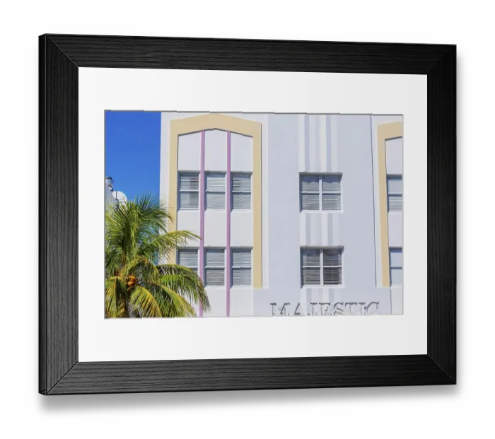 Framed Print : Art deco hotel facade, Ocean drive