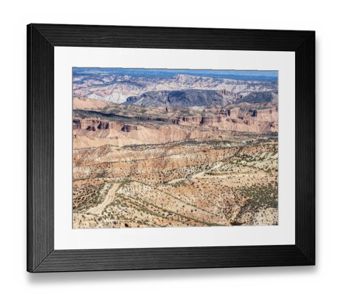 Framed Print : Gravel roads in the desert, 4x4 car