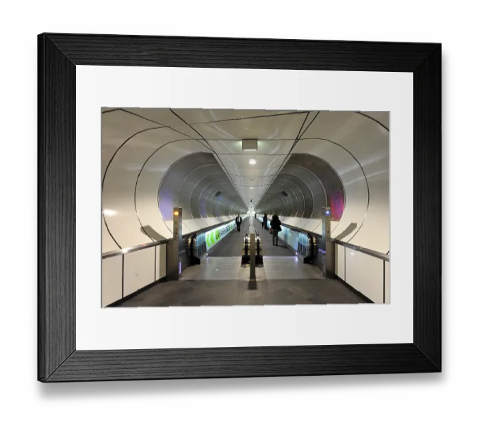 Framed Print : Tunnel at metro station, Metro Wilhelminaplein Framed Print : Tunnel at metro station, Metro Wilhelminaplein