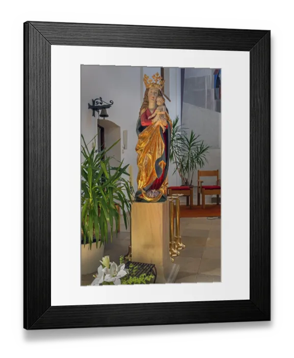 Framed Print : Statue of the Virgin Mary with crown and baby Jesus